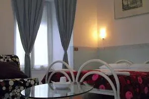 Merulana Star 3* Róma